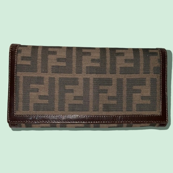 FENDI Bi-fold Zucca Continental Wallet in Tobacco. - Picture 16 of 16
